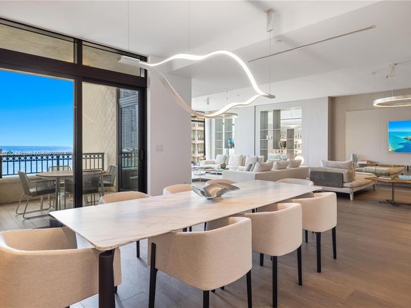 7065 Fisher Island Dr 7065, Miami Beach FL 33109