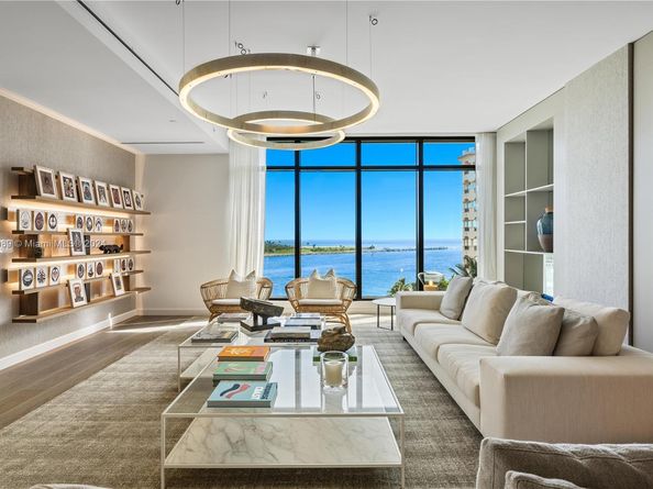 7065 Fisher Island Dr 7065, Miami Beach FL 33109