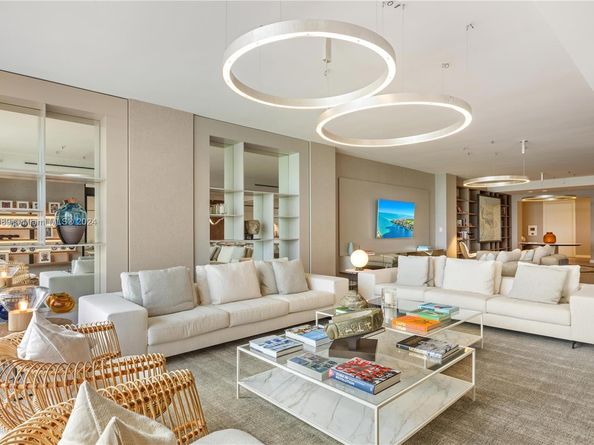 7065 Fisher Island Dr 7065, Miami Beach FL 33109