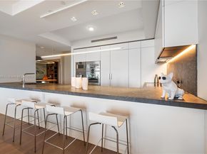 7065 Fisher Island Dr 7065, Miami Beach FL 33109