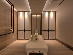 7065 Fisher Island Dr 7065, Miami Beach FL 33109