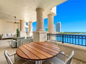 7065 Fisher Island Dr 7065, Miami Beach FL 33109