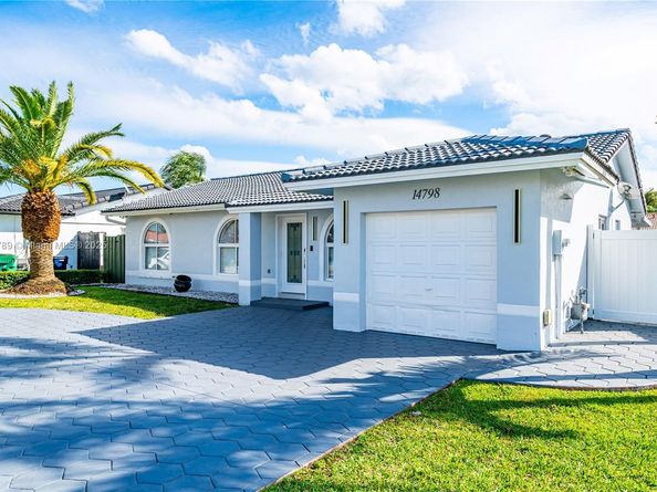 14798 SW 175th St, Miami FL 33187
