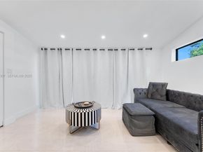 231 NE 45th St, Miami FL 33137