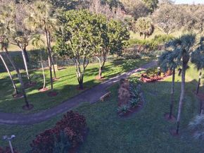 1400 Saint Charles Pl 524, Pembroke Pines FL 33026