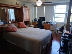 1400 Saint Charles Pl 524, Pembroke Pines FL 33026