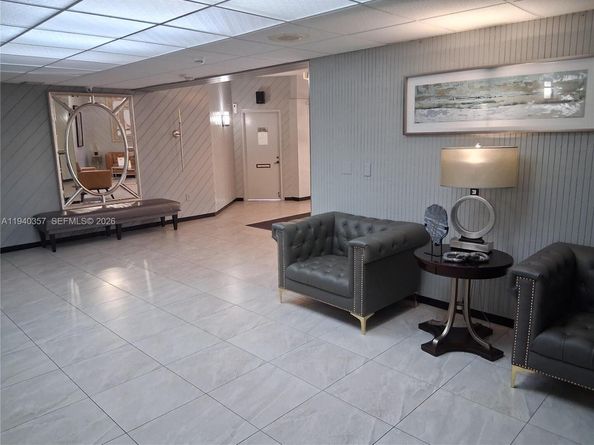 1400 Saint Charles Pl 524, Pembroke Pines FL 33026