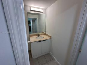 140 S Dixie Hwy 631, Hollywood FL 33020