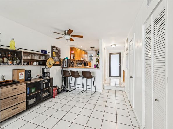 1901 NW S River Dr 16B, Miami FL 33125