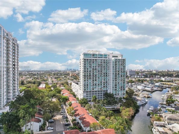 1901 NW S River Dr 16B, Miami FL 33125