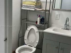 1911 SW 87th Ave, Davie FL 33324