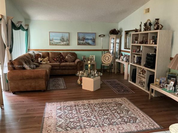 25935 SW 123rd Ave, Homestead FL 33032