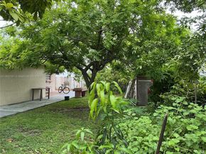 25935 SW 123rd Ave, Homestead FL 33032