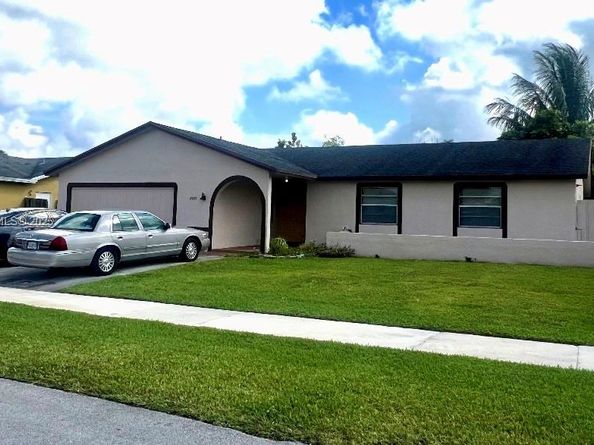 25935 SW 123rd Ave, Homestead FL 33032