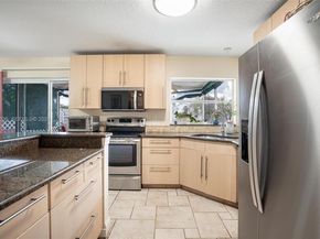 13930 Oak Ridge Dr, Davie FL 33325