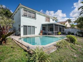 13930 Oak Ridge Dr, Davie FL 33325