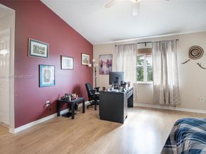 13930 Oak Ridge Dr, Davie FL 33325