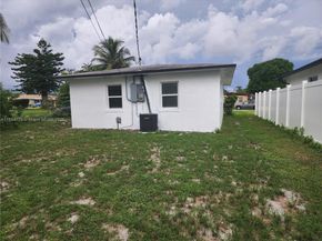 418 NW 8th Ave, Boynton Beach FL 33435