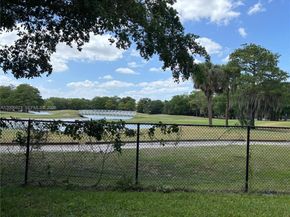 8060 Fairview Dr 101, Tamarac FL 33321