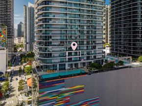 45 SW 9th 1110, Miami FL 33130