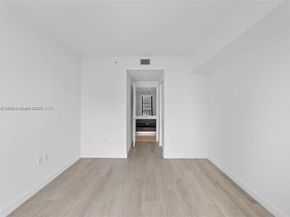 45 SW 9th 1110, Miami FL 33130
