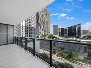 45 SW 9th 1110, Miami FL 33130
