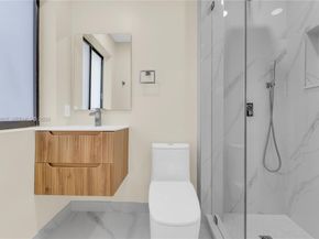 141 NE 122nd St, North Miami FL 33161