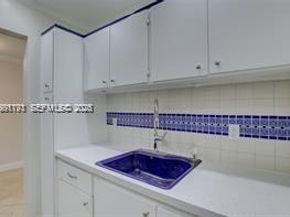 2020 NE 51st Ct 203, Fort Lauderdale FL 33308