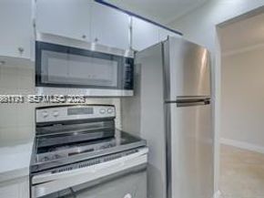 2020 NE 51st Ct 203, Fort Lauderdale FL 33308