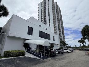 3701 N Country Club Dr 607, Aventura FL 33180