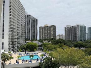 3701 N Country Club Dr 607, Aventura FL 33180