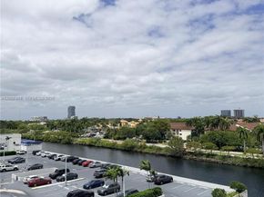 3701 N Country Club Dr 607, Aventura FL 33180