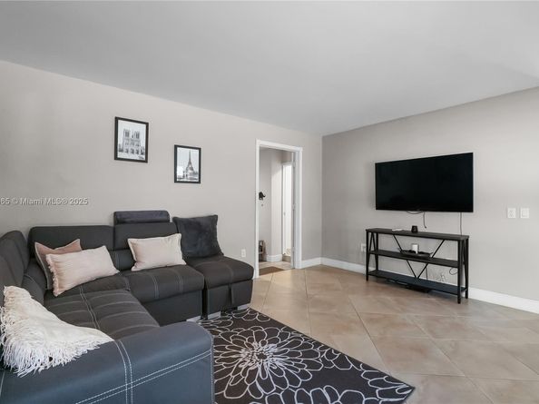 5444 SW 150th Pl, Miami FL 33185