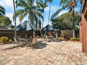5444 SW 150th Pl, Miami FL 33185