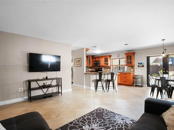 5444 SW 150th Pl, Miami FL 33185