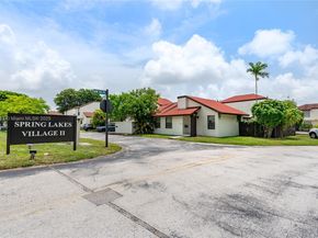 10114 NW 4th Ln 312, Miami FL 33172