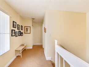 10114 NW 4th Ln 312, Miami FL 33172
