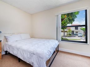 10114 NW 4th Ln 312, Miami FL 33172