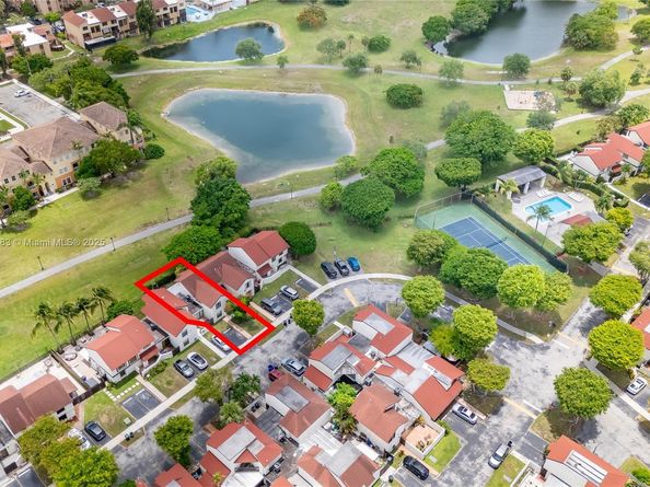 10114 NW 4th Ln 312, Miami FL 33172