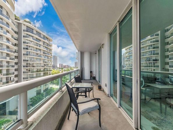 1800 N Bayshore Dr 614, Miami FL 33132