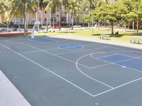 1800 N Bayshore Dr 614, Miami FL 33132