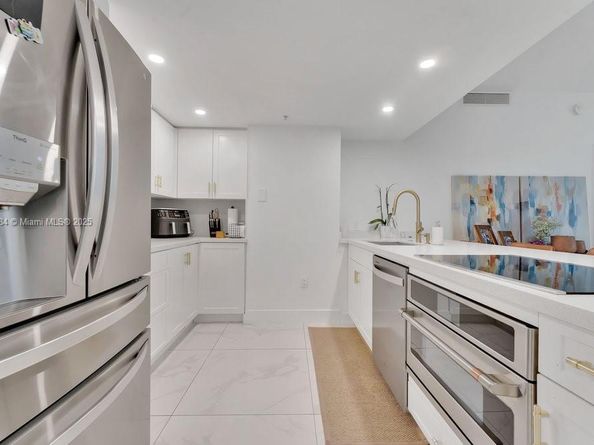 1800 N Bayshore Dr 614, Miami FL 33132