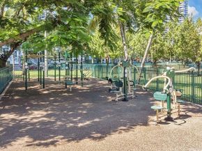 1800 N Bayshore Dr 614, Miami FL 33132