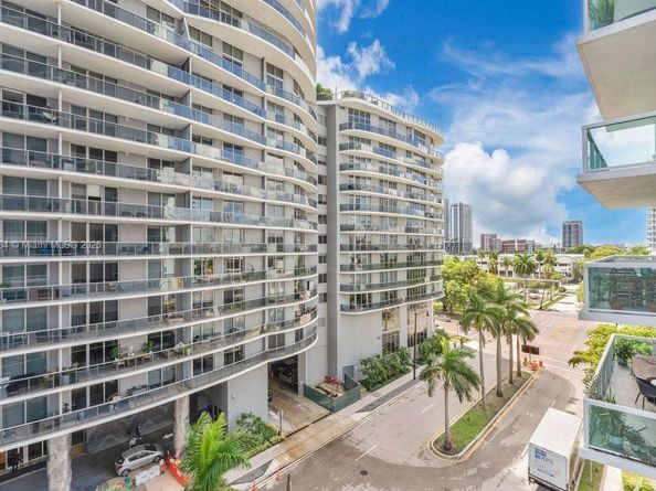 1800 N Bayshore Dr 614, Miami FL 33132