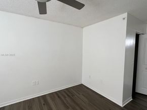 655 SW 111th Way 102, Pembroke Pines FL 33025