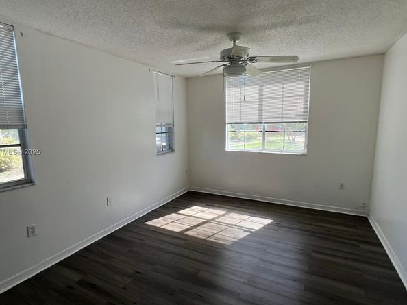 655 SW 111th Way 102, Pembroke Pines FL 33025