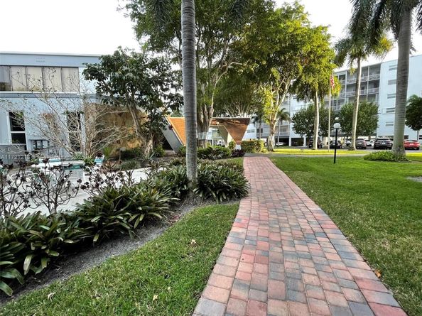 1445 Atlantic Shores Blvd 202, Hallandale Beach FL 33009