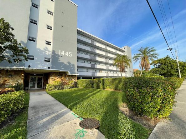 1445 Atlantic Shores Blvd 202, Hallandale Beach FL 33009