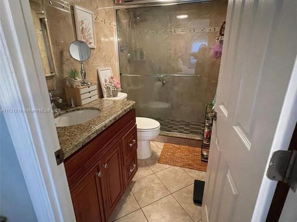 1445 Atlantic Shores Blvd 202, Hallandale Beach FL 33009