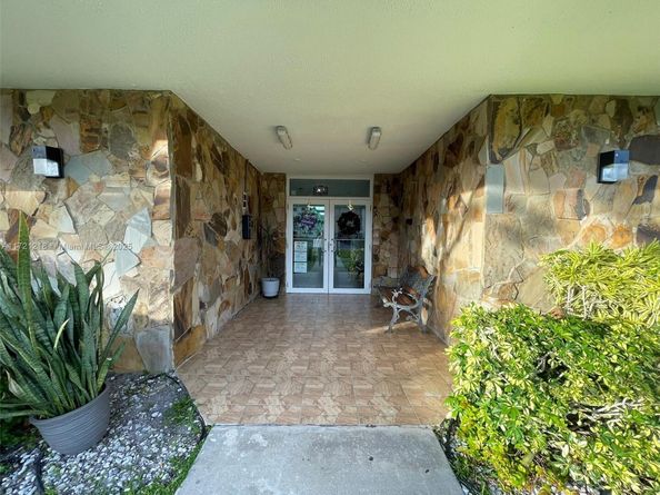 1445 Atlantic Shores Blvd 202, Hallandale Beach FL 33009